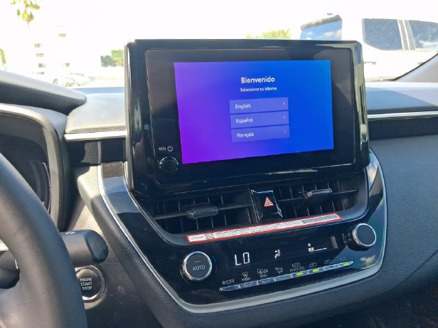 Used 2026 Toyota Corolla SE FWD image 19