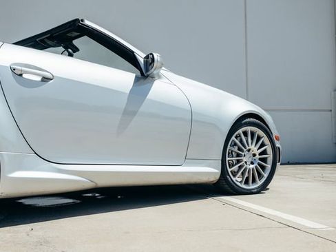 Used 2006 Mercedes-Benz SLK 55 AMG image 29