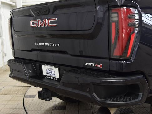 Used 2024 GMC Sierra 2500 AT4 w/ AT4 Premium Plus Package image 19