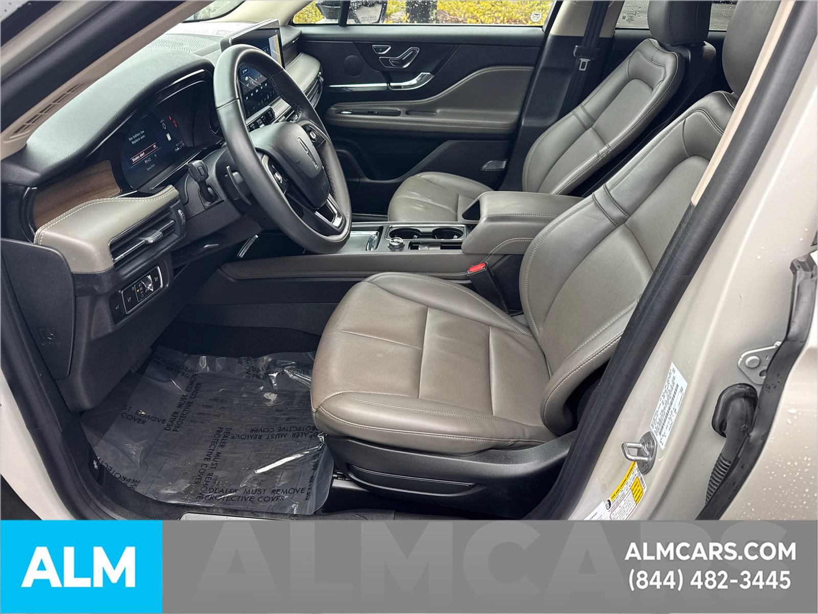 Used 2023 Lincoln Corsair Reserve w/ Rear Removable Package Tray AWD/4WD image 10