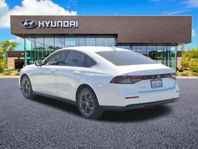 Used 2023 Honda Accord EX image 6
