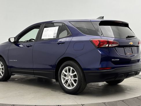 Used 2023 Chevrolet Equinox LS w/ LPO, Cargo Package image 5