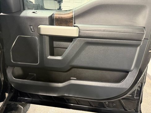 Used 2022 Ford F350 Lariat AWD/4WD image 20