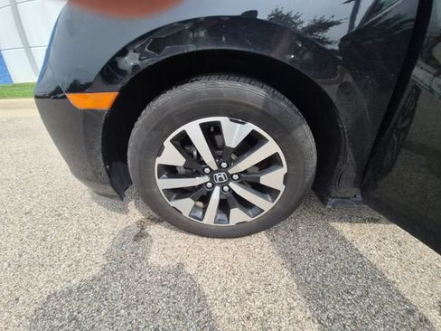 Certified 2025 Honda Odyssey EX-L image 13