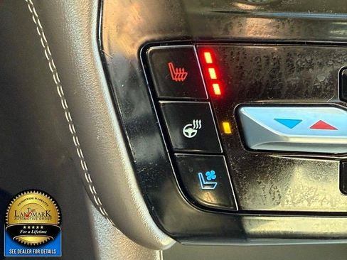 Used 2022 Ford Explorer Platinum w/ Equipment Group 601A image 14