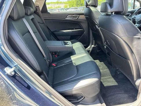 Used 2023 Kia Sportage EX w/ EX Premium Package AWD/4WD image 15