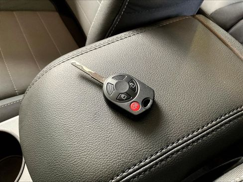Used 2016 Ford Escape SE w/ Equipment Group 201A AWD/4WD image 33
