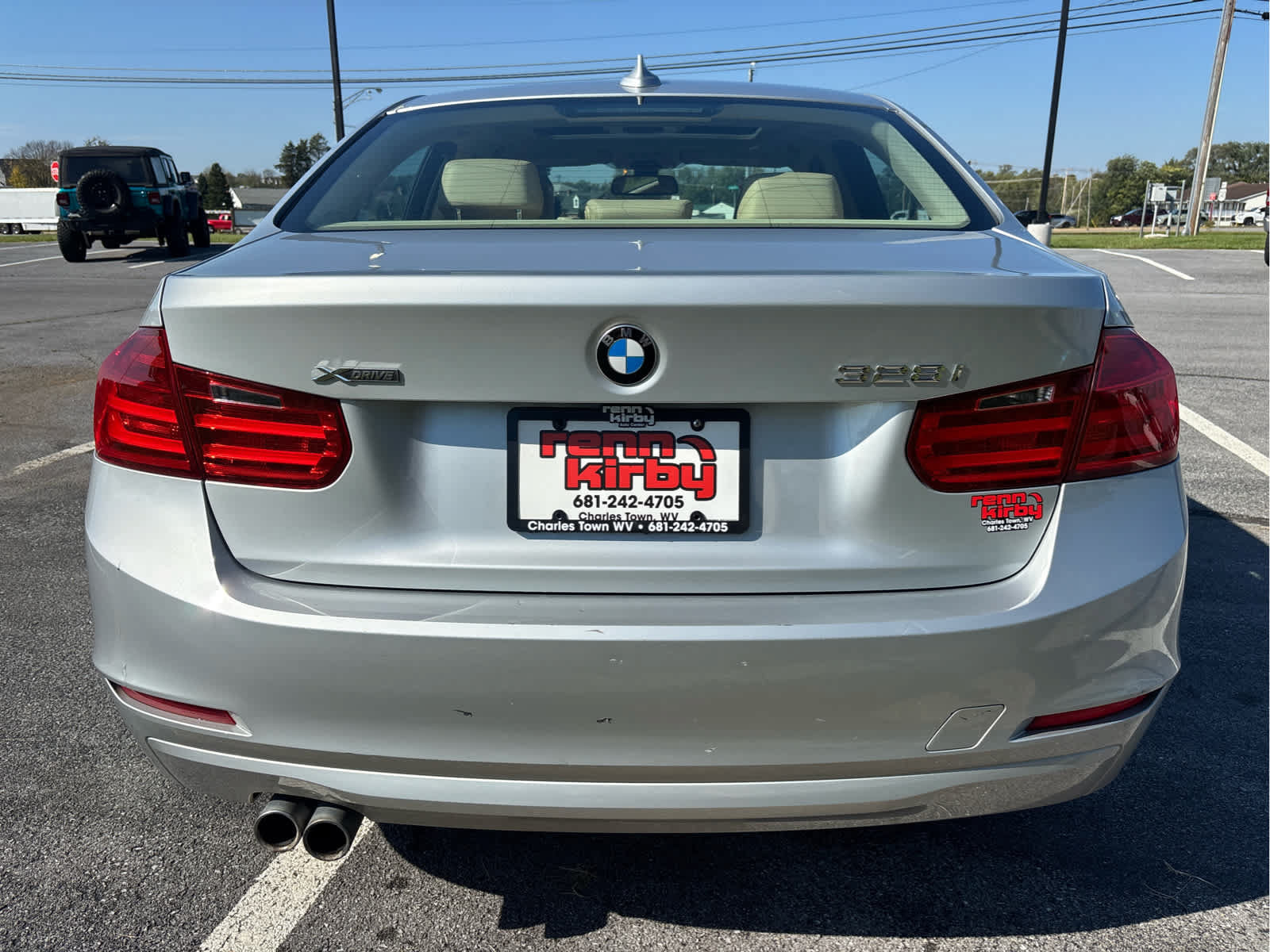 Used 2013 BMW 328i xDrive Sedan AWD/4WD image 3