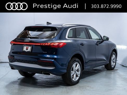 Used 2025 Audi Q5 Premium w/ Convenience Package image 8