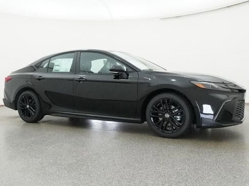 New 2026 Toyota Camry SE FWD image 28