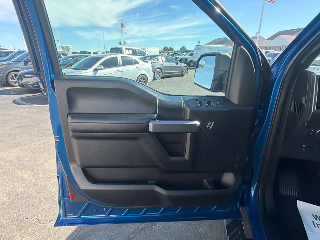 Used 2018 Ford F150 XLT w/ Equipment Group 302A Luxury AWD/4WD image 26