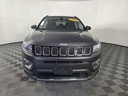 Certified 2019 Jeep Compass Limited image 2