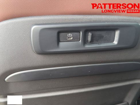Used 2021 BMW X7 xDrive40i w/ Executive Package AWD/4WD image 18