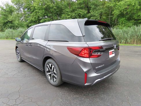 New 2026 Honda Odyssey EX-L image 4