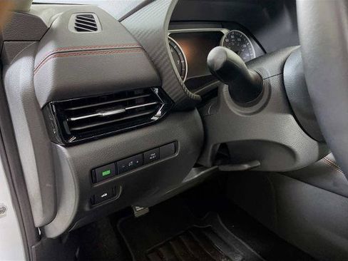 Certified 2024 Nissan Sentra SR w/ SR Premium Package image 8