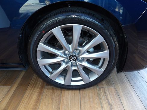 Certified 2023 MAZDA MAZDA3 s FWD image 4