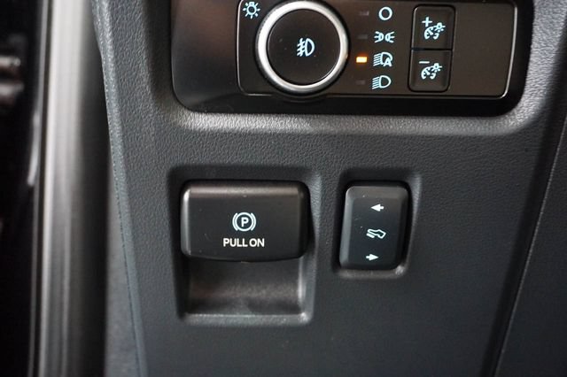 Used 2024 Ford Expedition Limited AWD/4WD image 10