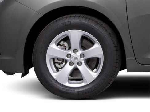 Used 2013 Toyota Sienna XLE w/ Entertainment Pkg AWD/4WD image 14