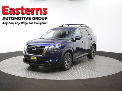 Used 2023 Nissan Pathfinder SV AWD/4WD image 58