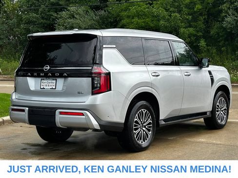 Used 2025 Nissan Armada SL w/ Captain's Chari Seat Package AWD/4WD image 3