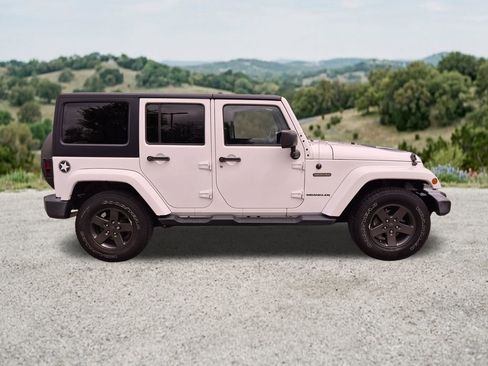 Used 2016 Jeep Wrangler Unlimited Sport AWD/4WD image 12