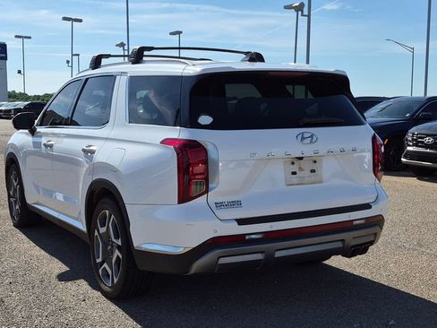 Used 2023 Hyundai Palisade Limited FWD image 4