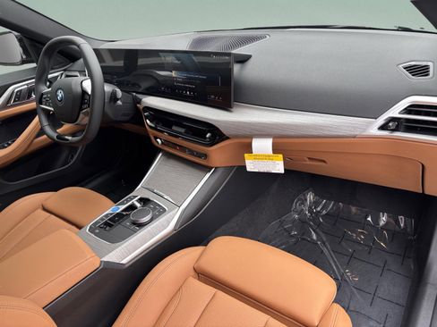 Used 2026 BMW i4 eDrive40 w/ Parking Assistance Package image 18