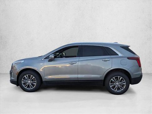 Used 2023 Cadillac XT5 Premium Luxury w/ Technology Package image 8