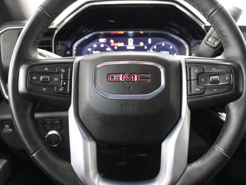 Used 2024 GMC Sierra 1500 SLT image 32