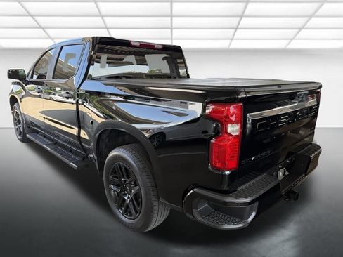 Used 2026 Chevrolet Silverado 1500 Custom w/ LPO, Dark Essentials Package RWD image 3