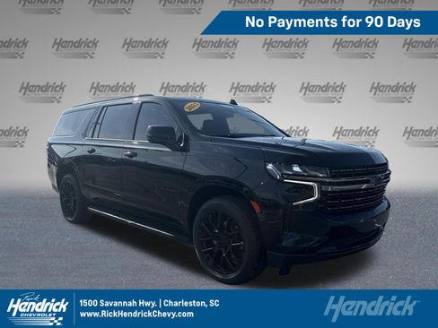 Used 2022 Chevrolet Suburban RST w/ Luxury Package RWD image 1