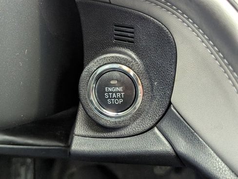 Used 2021 Subaru Outback Premium image 15