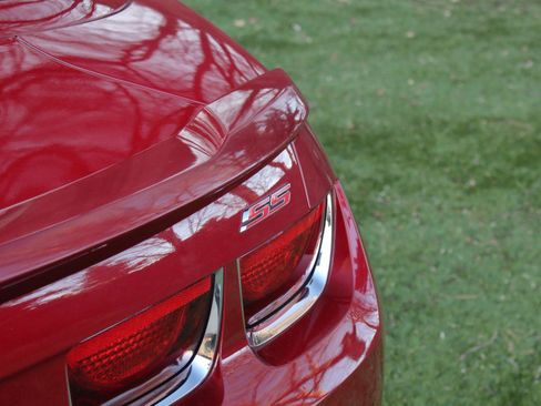 Used 2012 Chevrolet Camaro SS w/ RS Package image 22