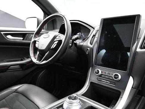 Certified 2023 Ford Edge ST-Line AWD/4WD image 11