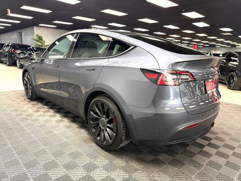 Used 2022 Tesla Model Y Performance AWD/4WD image 11