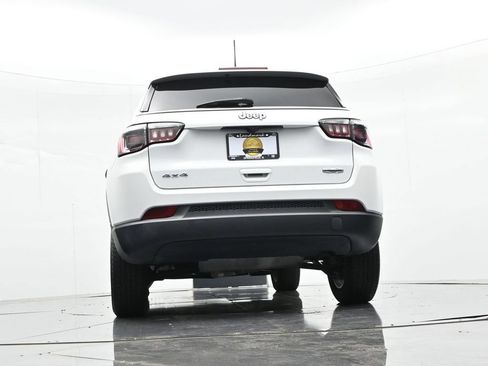 Used 2022 Jeep Compass Latitude AWD/4WD image 20