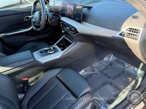 Used 2025 BMW 330i Sedan image 13