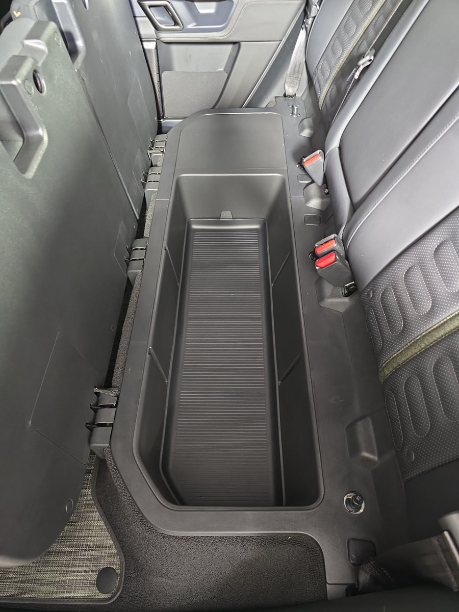 Used 2023 Rivian R1T Adventure Dual AWD/4WD image 24