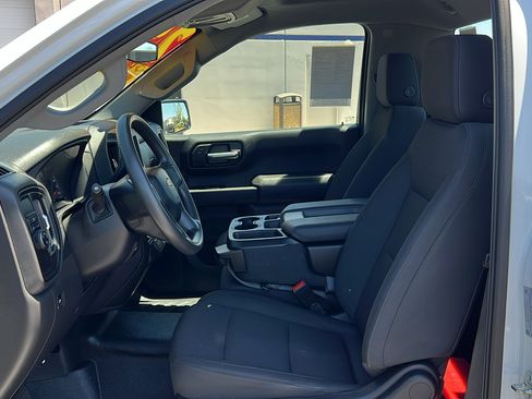 Certified 2025 Chevrolet Silverado 1500 W/T RWD image 26