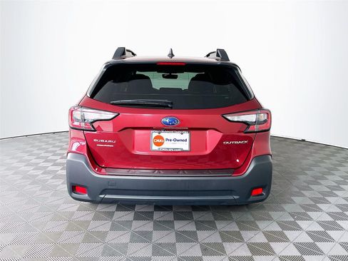 Certified 2025 Subaru Outback Premium AWD/4WD image 9
