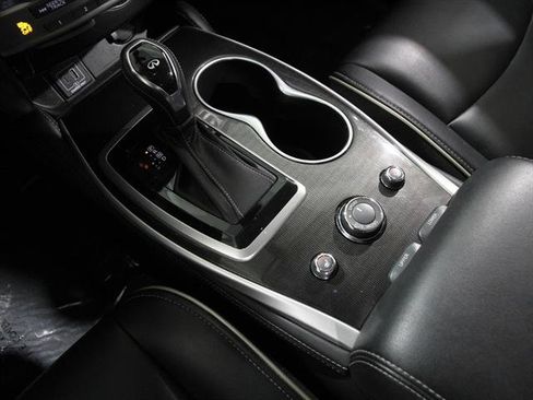 Used 2019 INFINITI QX60 Luxe image 15