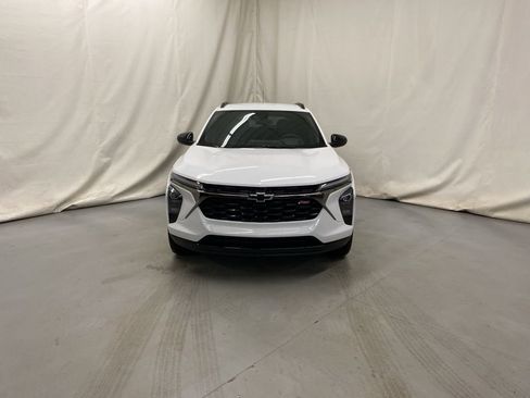 New 2026 Chevrolet Trax RS w/ Driver Confidence Package image 3