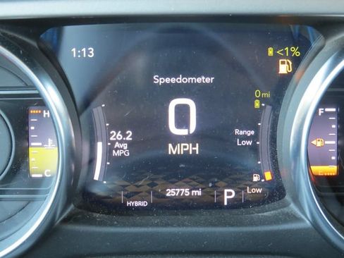 Used 2022 Jeep Wrangler Unlimited Rubicon 4xe AWD/4WD image 19