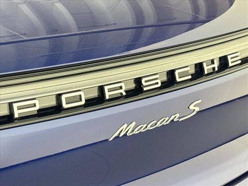 Used 2026 Porsche Macan S AWD/4WD image 25