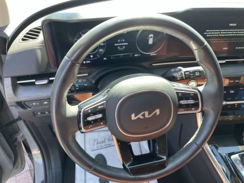 Used 2024 Kia Carnival SX FWD image 11