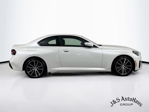 Used 2024 BMW 230i xDrive Coupe w/ Convenience Package AWD/4WD image 8