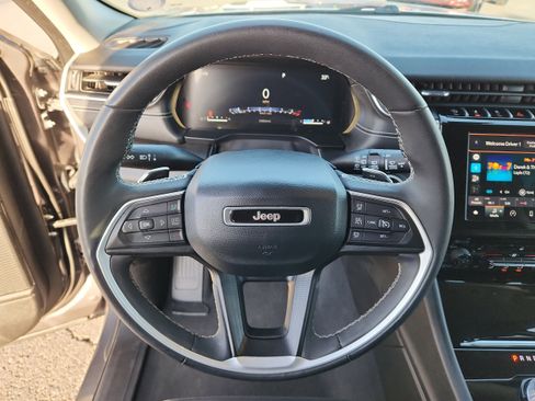 Used 2023 Jeep Grand Cherokee L Laredo w/ Luxury Tech Group I image 19