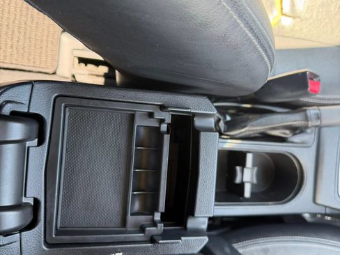 Used 2016 Subaru Forester 2.5i Limited AWD/4WD image 25
