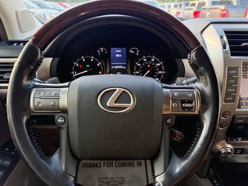 Used 2017 Lexus GX 460 Premium AWD/4WD image 26