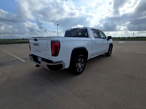 Used 2026 GMC Sierra 1500 SLT AWD/4WD image 6